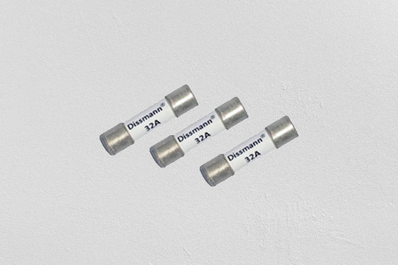 IEC60127 PV জংশন বক্স ফিউজ, উচ্চ ভোল্টেজ Hrc ফিউজ 32A