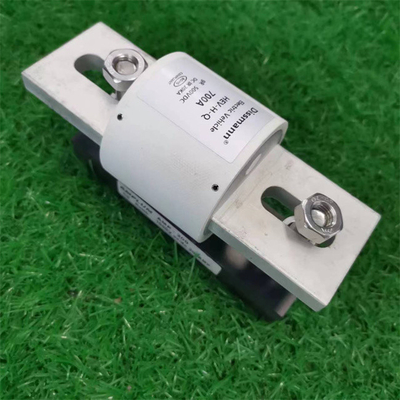 AC100ka বৈদ্যুতিক যানবাহন ফিউজ উচ্চ ব্রেকিং ক্ষমতা TUV প্রত্যয়িত