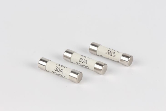 HR70 5G কমিউনিকেশন সেমিকন্ডাক্টর ফিউজ 2.5KA 70VDC বাধা দিচ্ছে